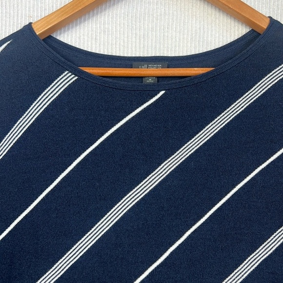 J. Jill Wearever Collection Women’s Medium Petite MP Top Blouse Navy/White - Picture 2 of 8